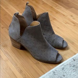 Lucky brand studded gray booties